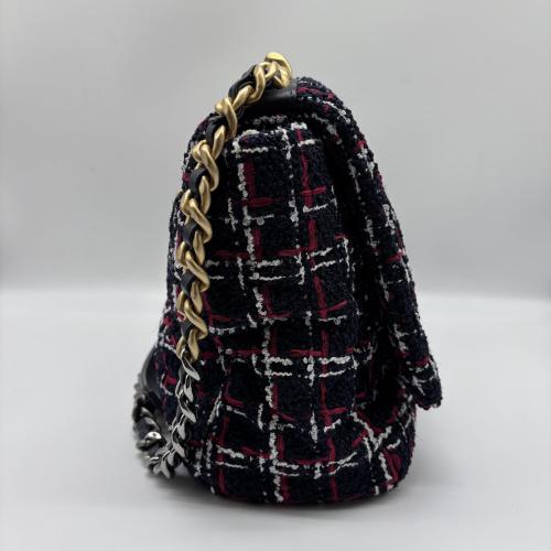Chanel Chanel 19 Tweed Bag photo 5