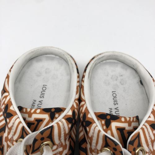 Louis Vuitton Crafty Stellar Printed Sneakers In Brown photo 6