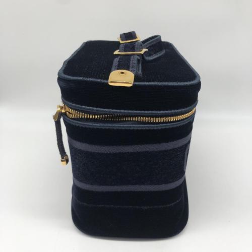 Christian Dior Blue Velvet Vanity Case With Logo photo 4