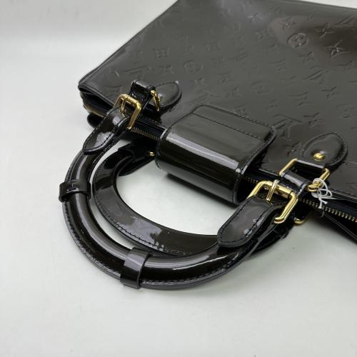Louis Vuitton Vernis Melrose Avenue Handbag photo 8
