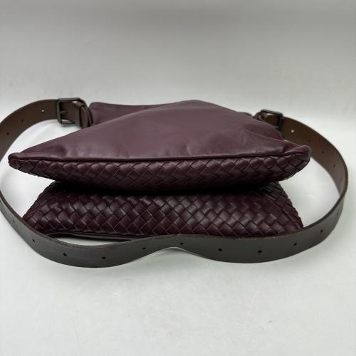 Bottega Veneta Burgundy Leather Shoulder Bag photo 3