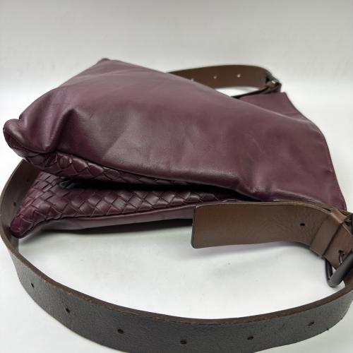 Bottega Veneta Burgundy Leather Shoulder Bag photo 4