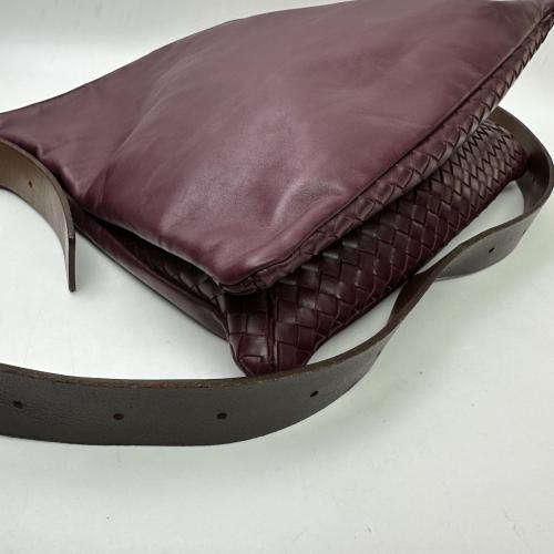 Bottega Veneta Burgundy Leather Shoulder Bag photo 6