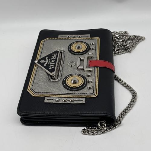 Prada Saffiano Robot Wallet on Chain photo 5