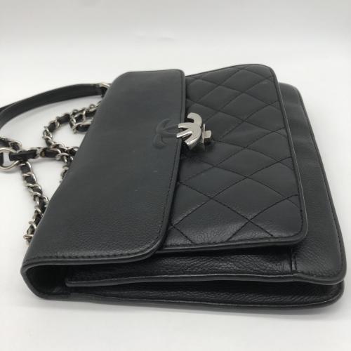 Chanel Black Quilted Leather CC Box Flap Bag photo 7