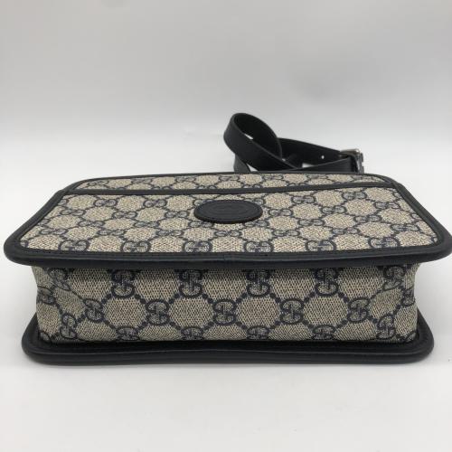 Gucci GG Supreme Crossbody Bag photo 5
