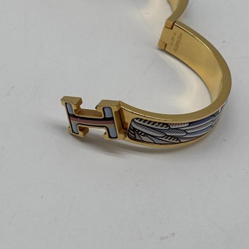 Hermès Gold Plated Enamel Clic H Bracelet photo 7