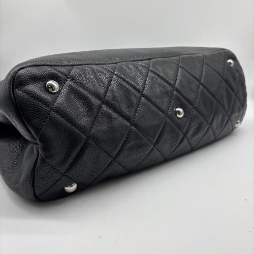 Chanel Black Leather Tote With Chain Accents photo 3
