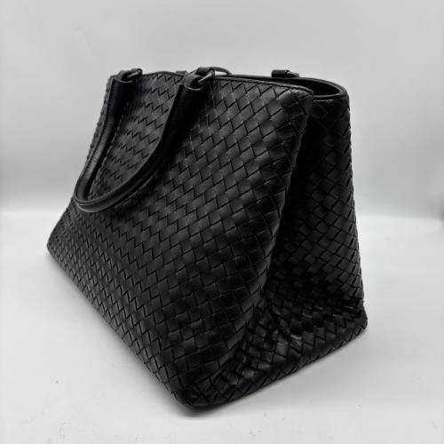 Bottega Veneta Intrecciato Leather Tote Bag photo 8