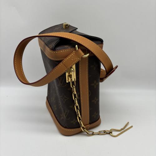 Louis Vuitton Monogram Milk Box Shoulder Bag photo 7