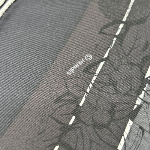 Hermès Large Silk Scarf With Geometric Design photo 7