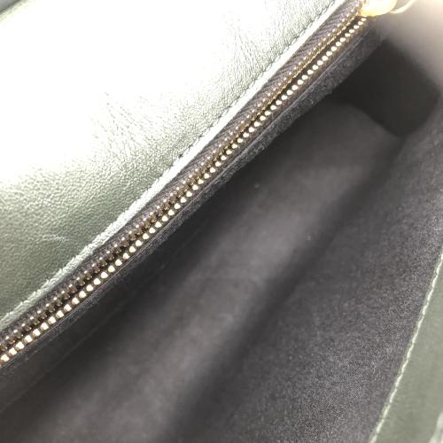 Yves Saint Laurent Quilted Leather Chain Shoulder Bag photo 4