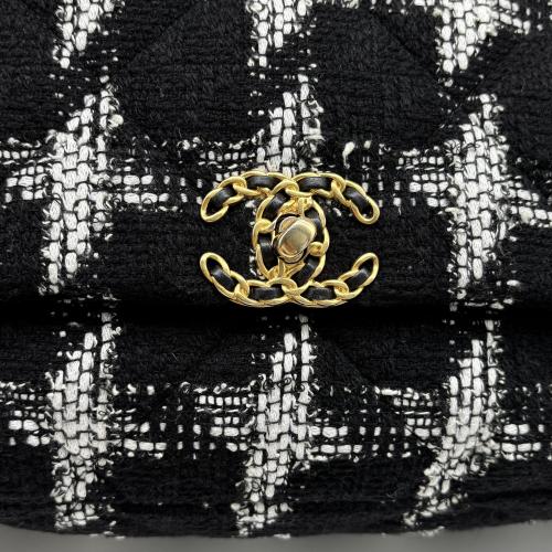 Chanel Black And White Tweed Flap Bag photo 8