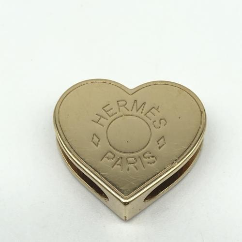 Hermès Gold Plated Metal Heart-Shaped Scarf Ring photo 6