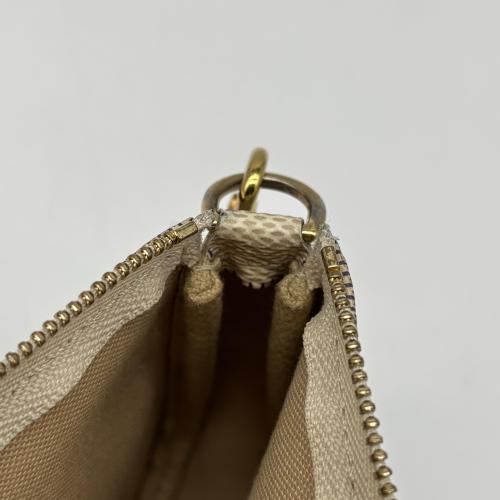 Louis Vuitton Damier Azur Mini Pochette Accessoires photo 6