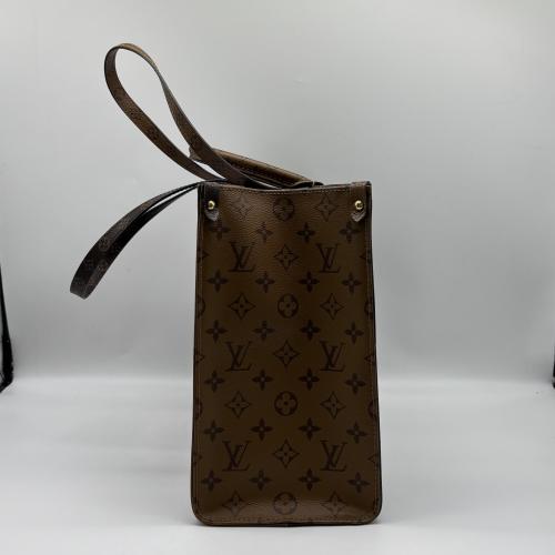 Louis Vuitton Monogram Giant and Reverse Canvas Giant Monogram Onthego Tote Bag photo 5