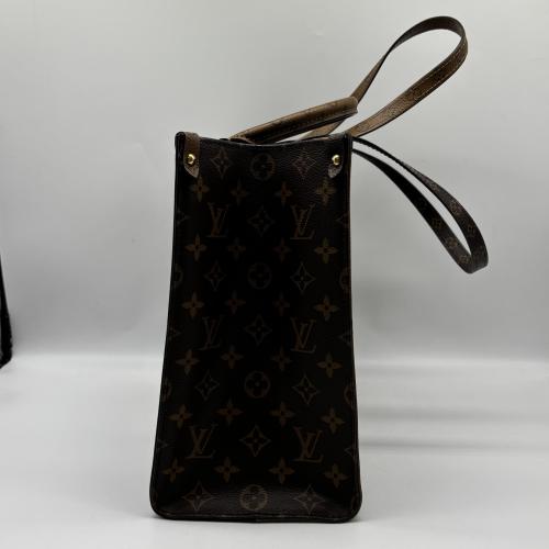 Louis Vuitton Monogram Giant and Reverse Canvas Giant Monogram Onthego Tote Bag photo 6
