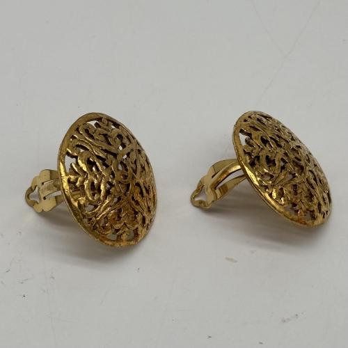 Chanel Circular Damask Floral Gold-plated Earrings photo 6