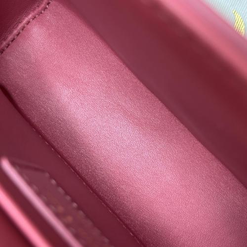 Christian Dior Montaigne Shoulder Bag In Pink photo 4