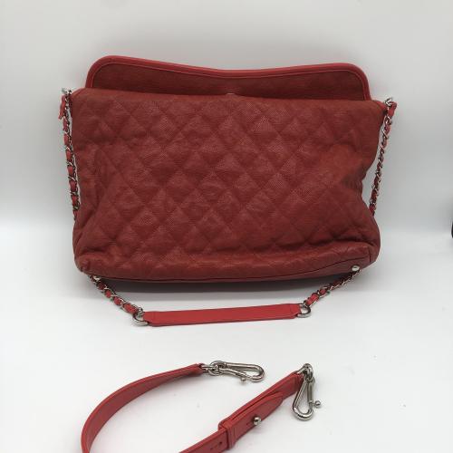 Chanel French Riviera Hobo Bag Red photo 2