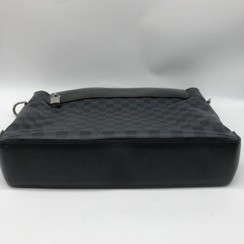 Louis Vuitton Damier Cobalt Greenwich Messenger Bag photo 5