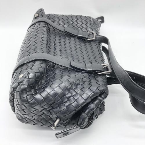 Bottega Veneta Intrecciato Leather Shoulder Bag photo 7