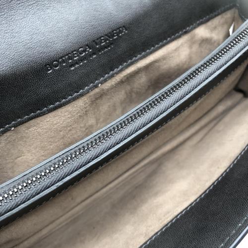 Bottega Veneta Nappa Intrecciato Olimpia Knot Crossbody Bag photo 4