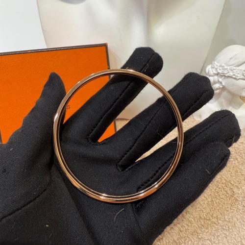 Hermès Pink Enamel Uni Bangle Bracelet photo 4