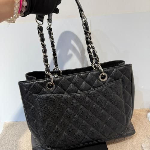 Chanel Classic Black Caviar Quilted Grand Shopping Tote