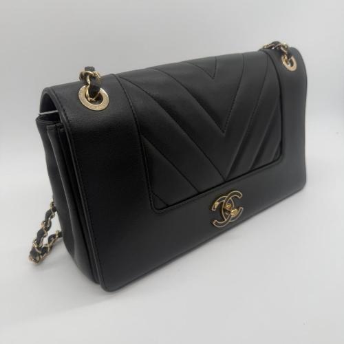 Chanel Black Chevron Leather Mademoiselle Flap Bag photo 4
