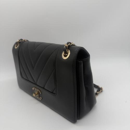 Chanel Black Chevron Leather Mademoiselle Flap Bag photo 5