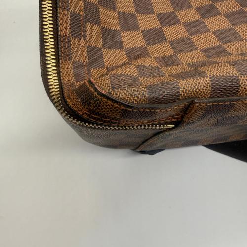 Louis Vuitton Damier Ebene Dorsoduro Crossbody Bag photo 3