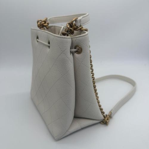 Chanel White Diamond-quilted Caviar Leather Caviar Drawstring Bucket Bag photo 6