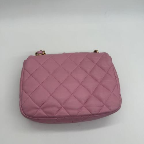 Chanel Pink Quilted Shoulder Bag photo 3