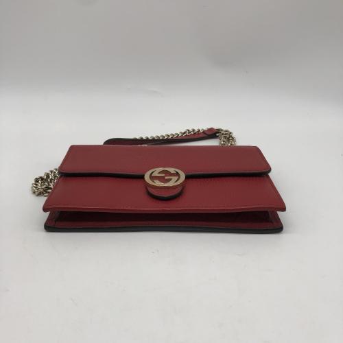 Gucci Red Leather Interlocking G Wallet On Chain photo 3