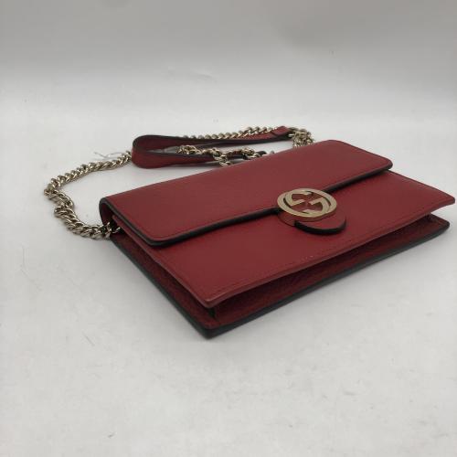 Gucci Red Leather Interlocking G Wallet On Chain photo 5