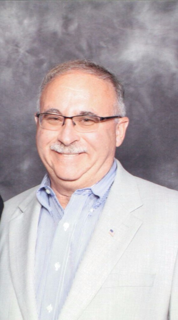 This online memorial is dedicated to Charles "Charlie" R. Carr, Jr.. It