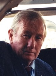 Daniel E._Chauvet