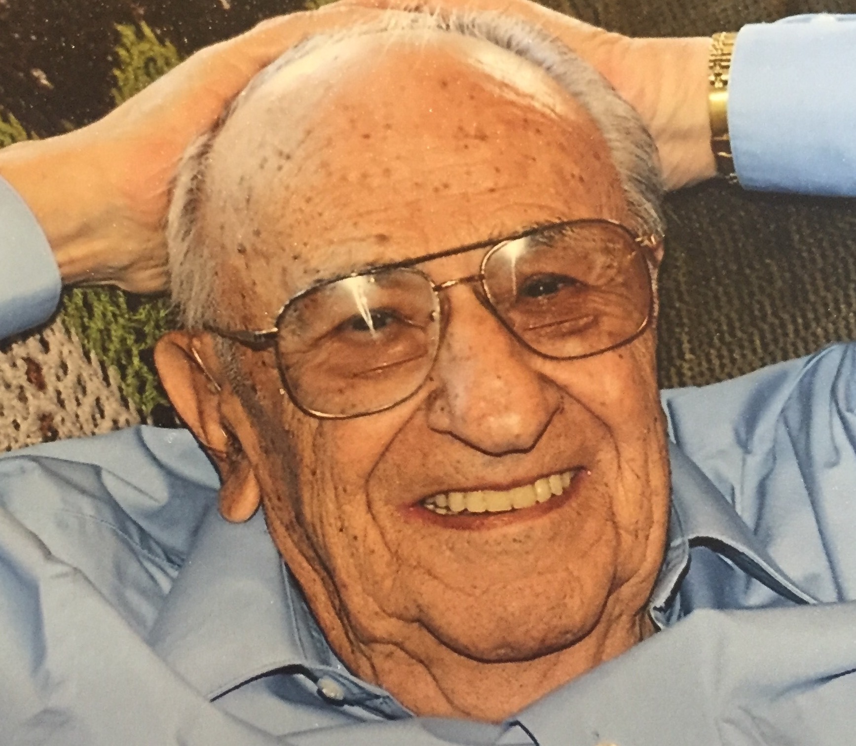 This online memorial is dedicated to Frank C. Dinapoli. It is a place