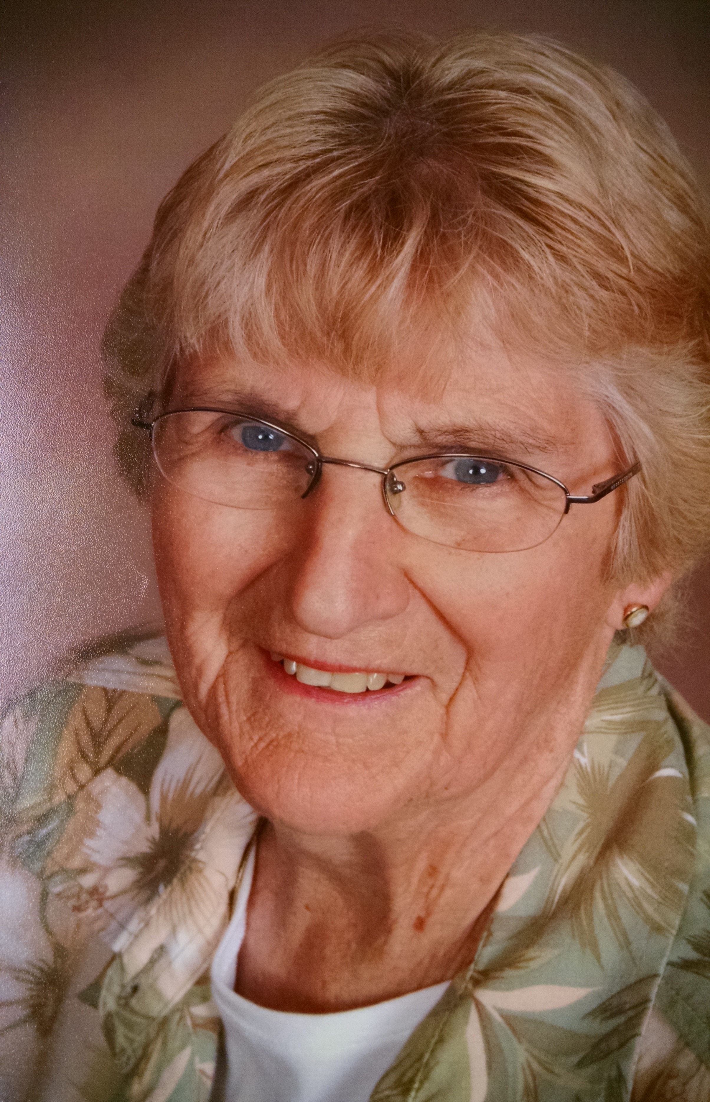 This online memorial is dedicated to Geraldine Meyer. It is a place to