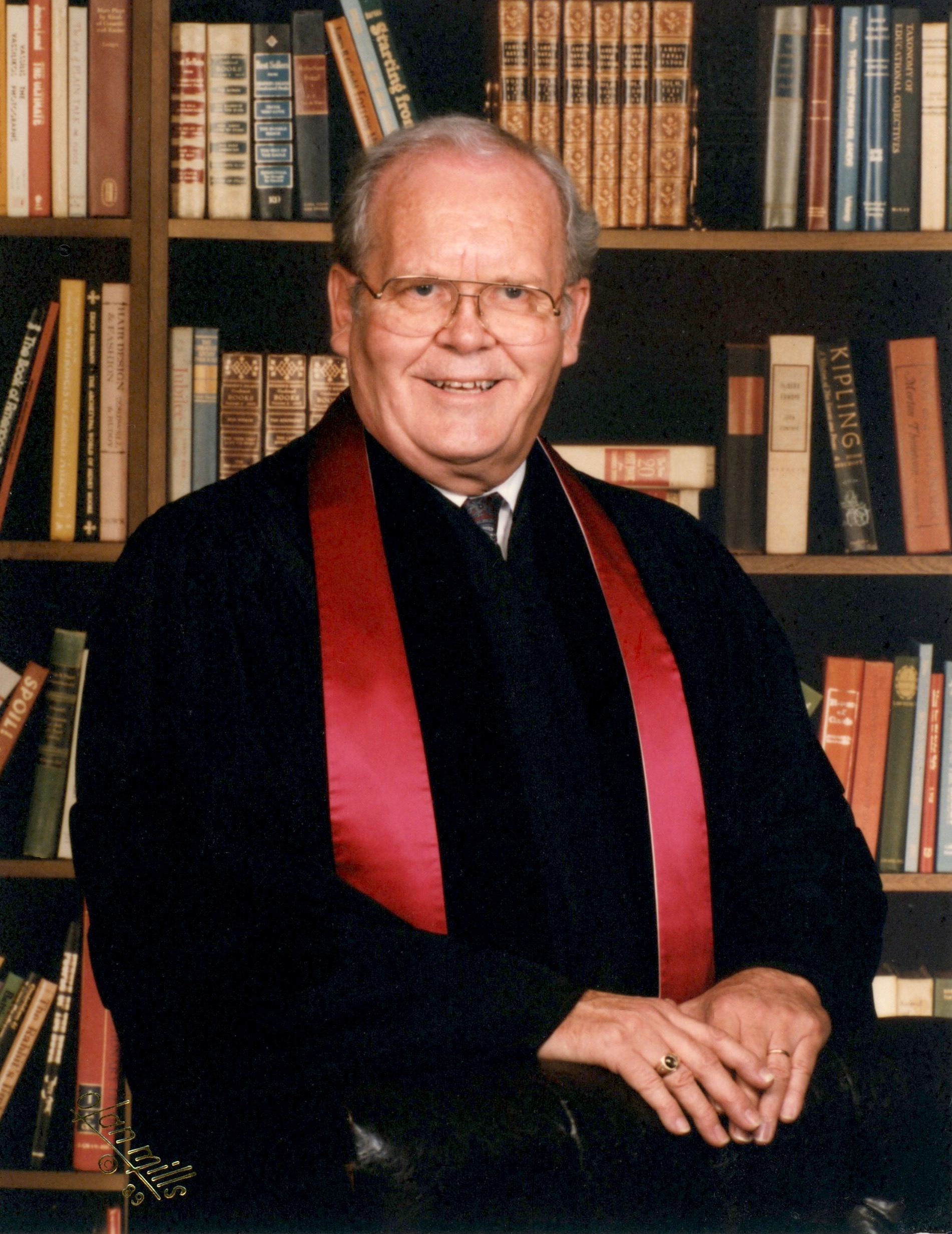 This online memorial is dedicated to Joseph Mitchell. It is a place to