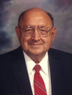 Lloyd L._Knoploh