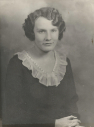 Loretta L._Collins