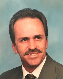 Michael_Kelly