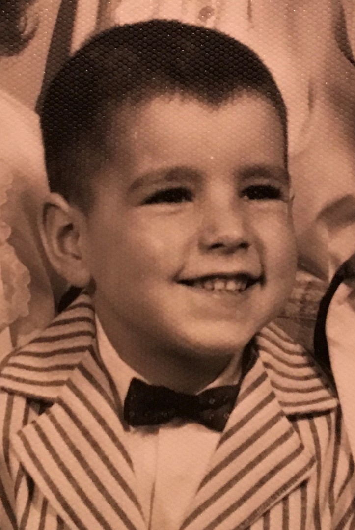 This online memorial is dedicated to Randy Roach. It is a place to ...