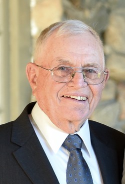 Raymond_Lyons