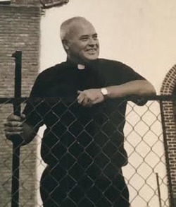 Rev. Thomas_Saunders, M.M.