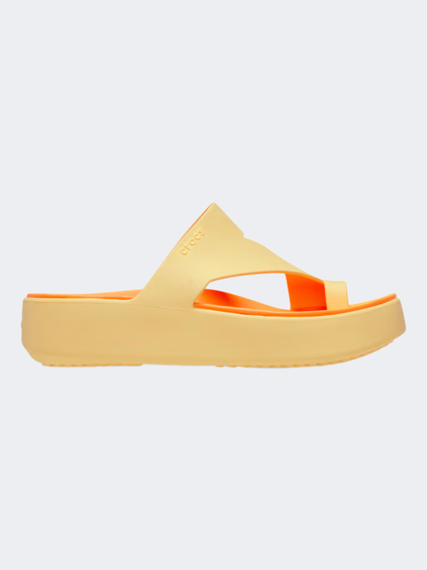 Crocs Getaway Platform Toe Loop Women Lifestyle Sandal Golden Hour