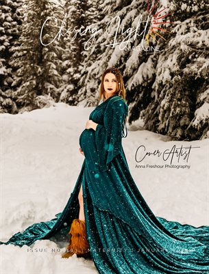 Chasing Light | Issue 183 | Maternity