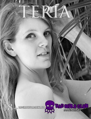 Teria - Busty Tall Skinny Fit Cheeky Blonde Babe in Glorious Black & White